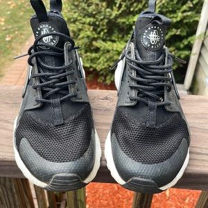 Huarache sneakers